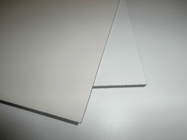 Trespa 6 mm. Crème (ral.9001) 1,22/2,44 cm. 
